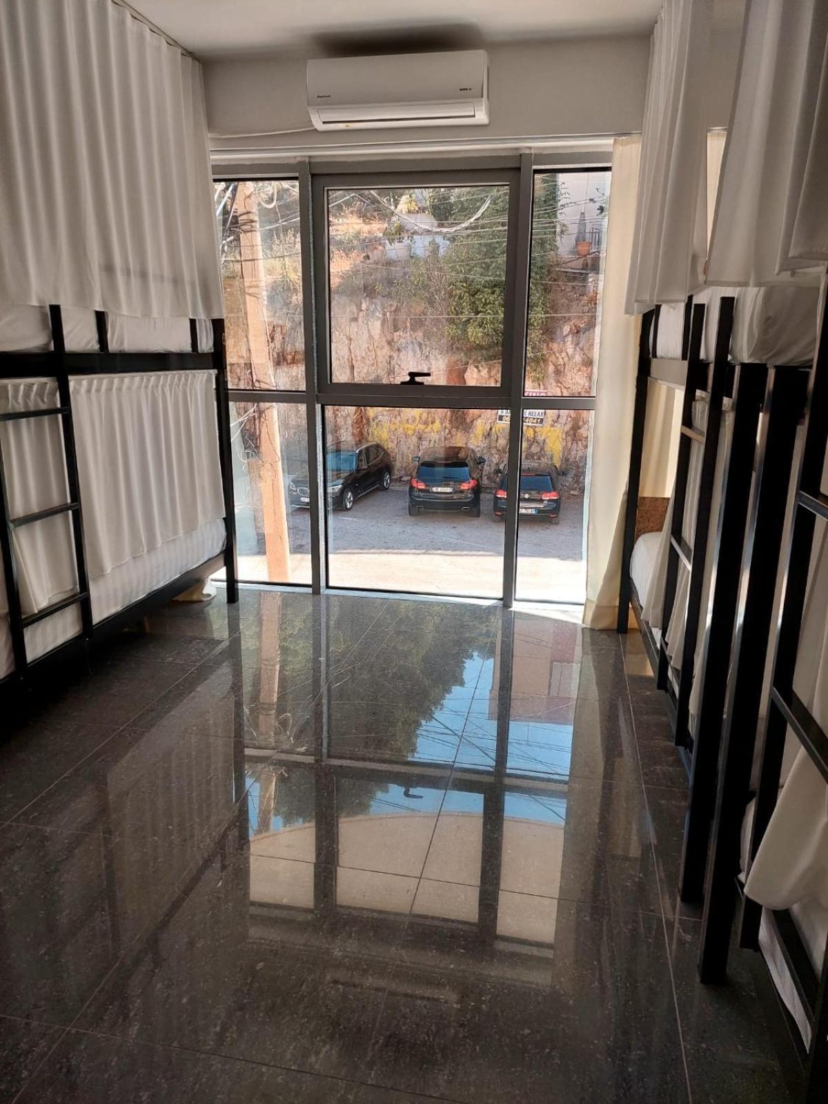 Saranda Boutique Hostel Exteriör bild